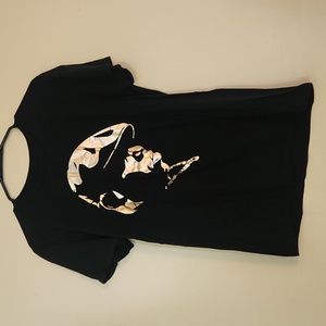 Size medium black and gold biggie